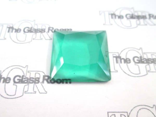 Square Flat Top Faceted 25mm - Light Green