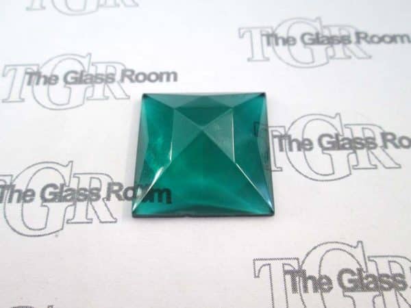Square Fully Faceted 25mm - Emerald Green